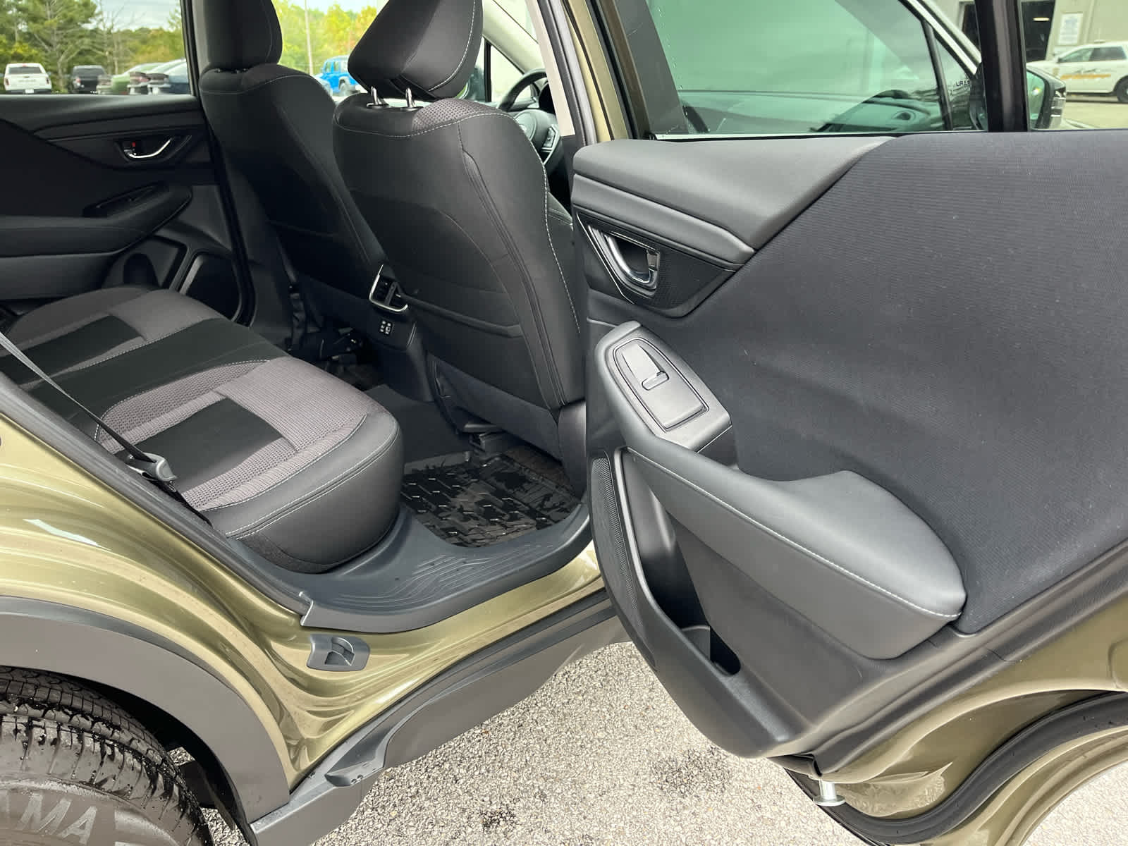 2025 Subaru Outback Premium