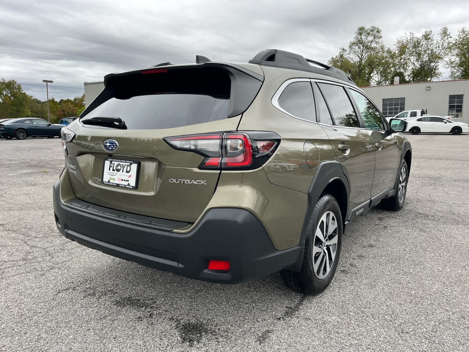 2025 Subaru Outback Premium