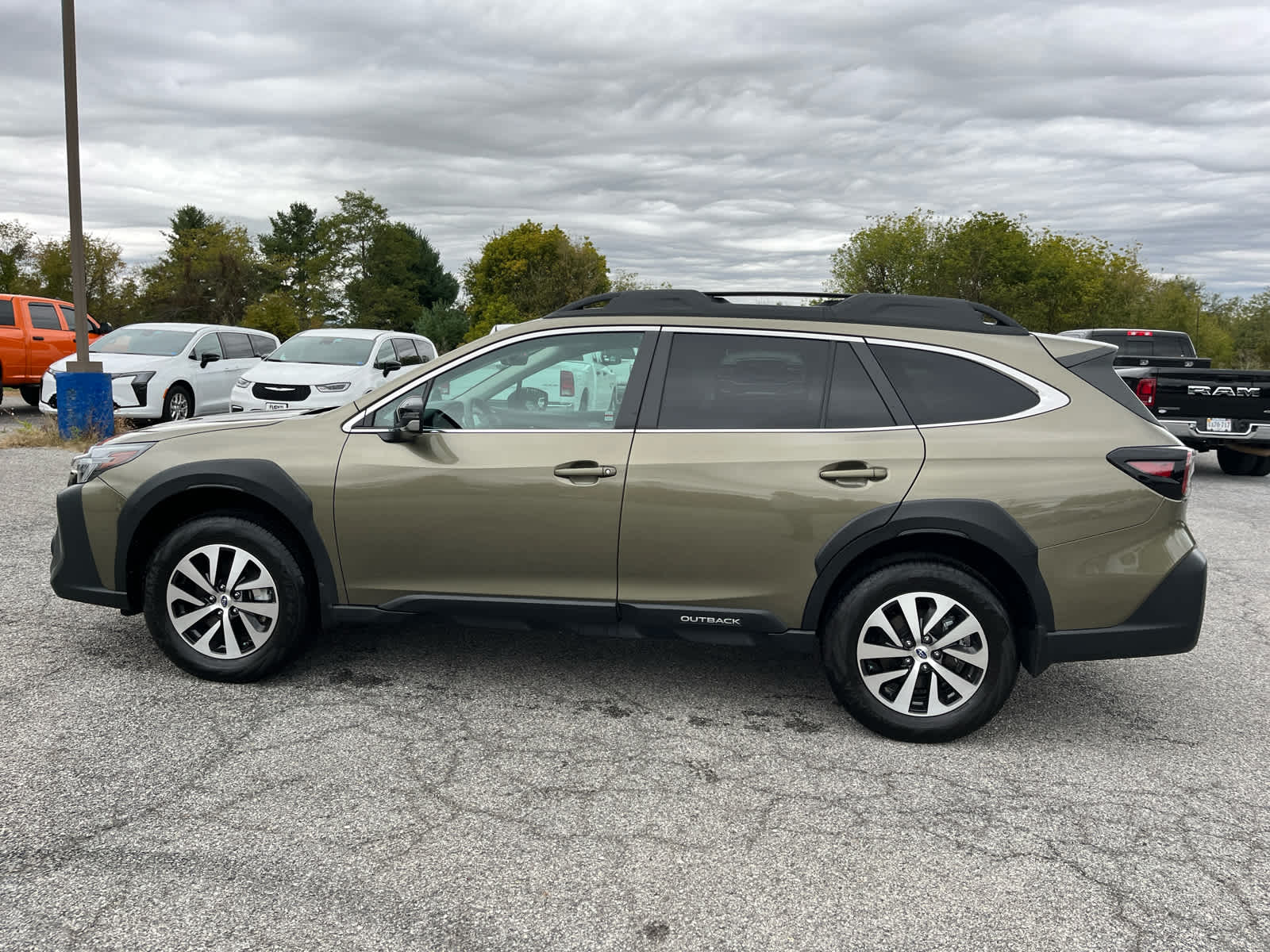 2025 Subaru Outback Premium