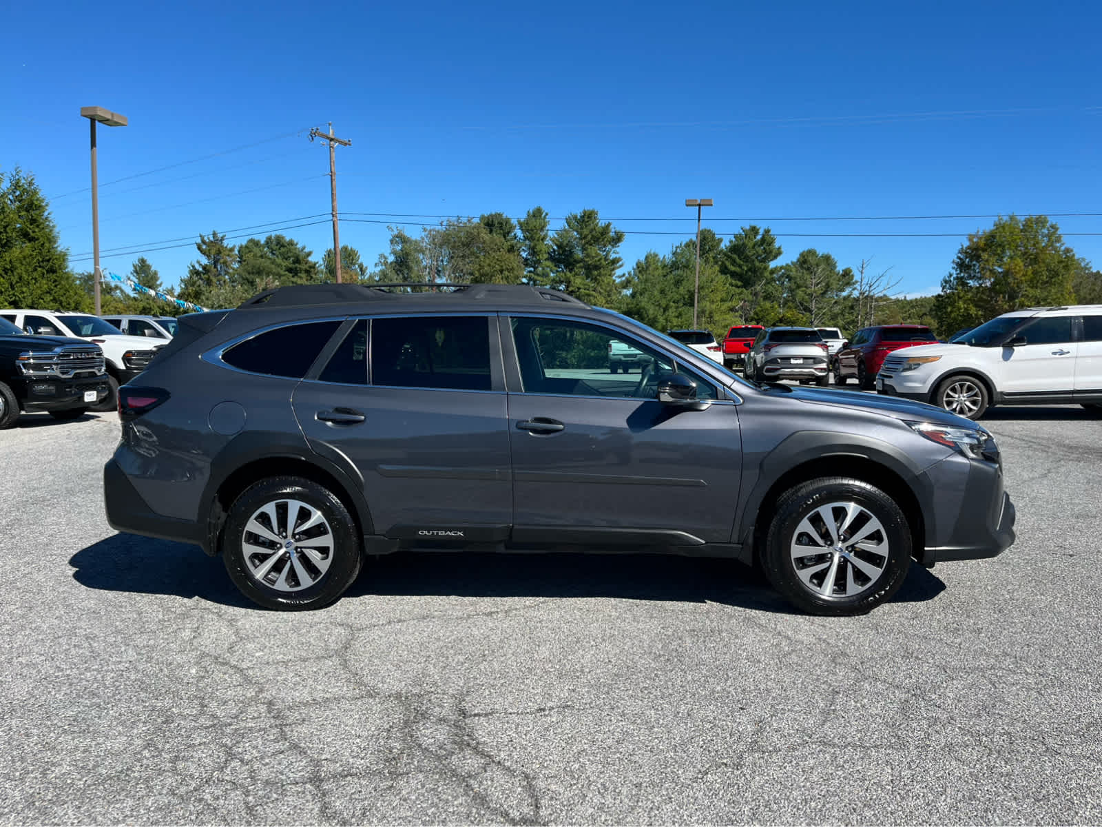 2025 Subaru Outback Premium