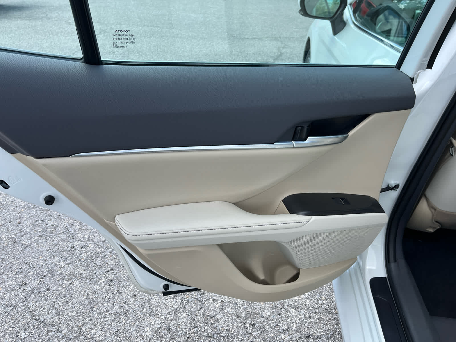 2024 Toyota Camry Hybrid XLE