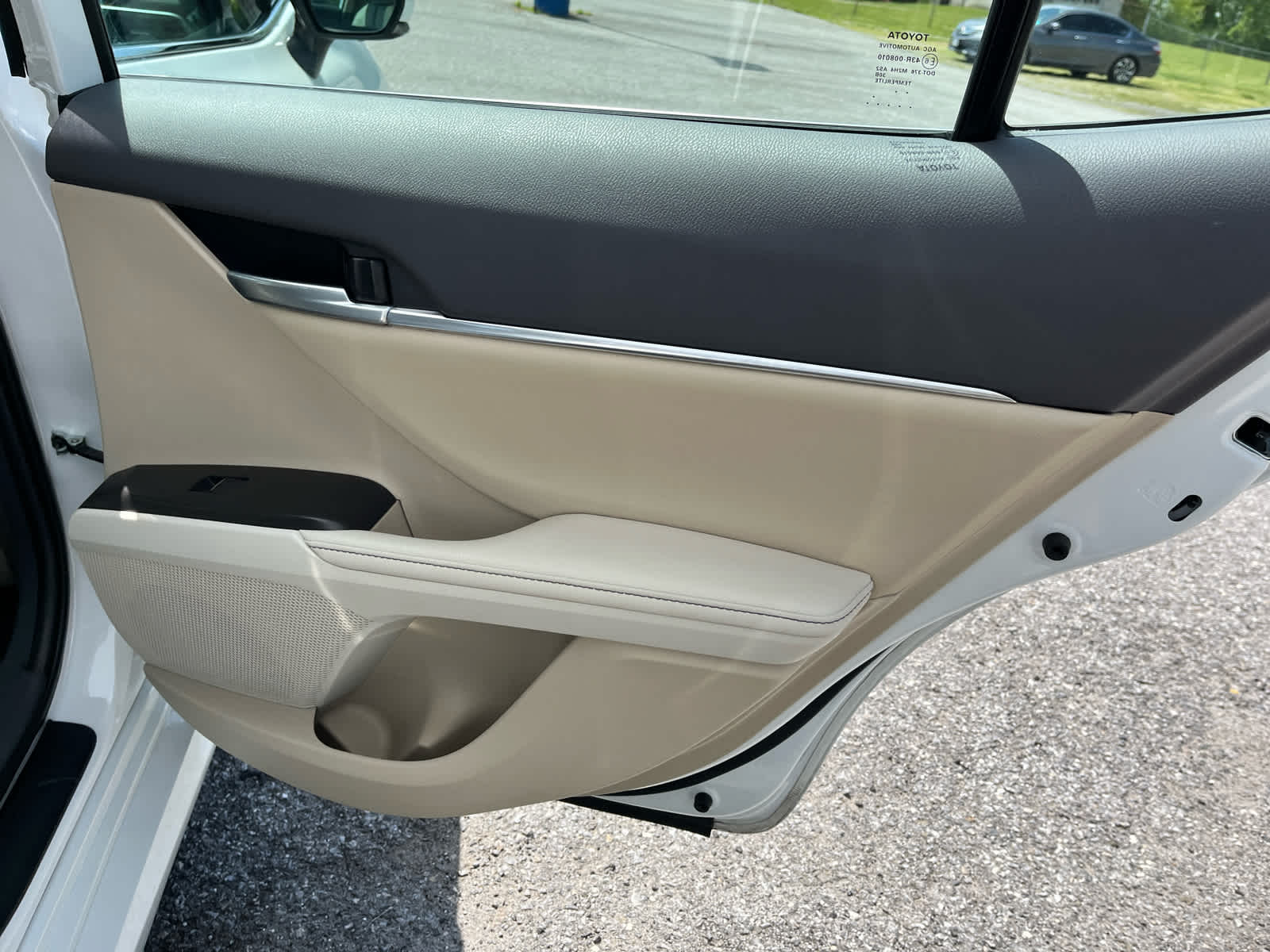 2024 Toyota Camry Hybrid XLE