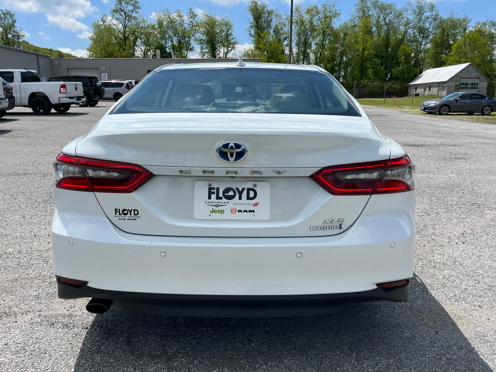 2024 Toyota Camry Hybrid XLE
