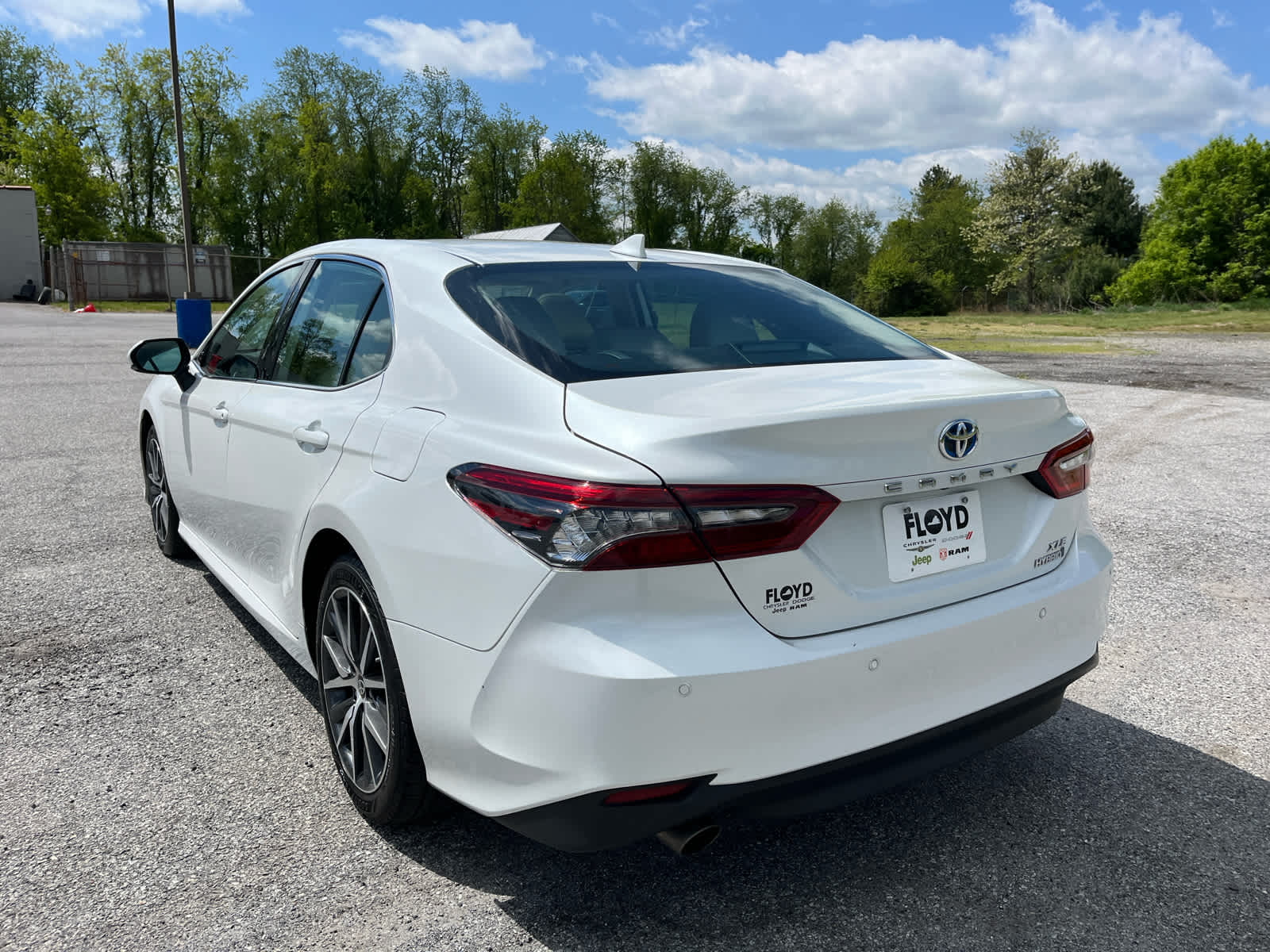 2024 Toyota Camry Hybrid XLE