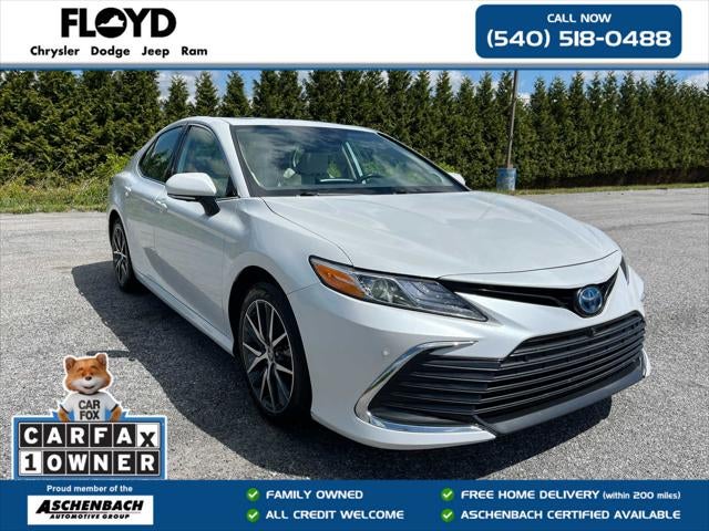 2024 Toyota Camry Hybrid XLE