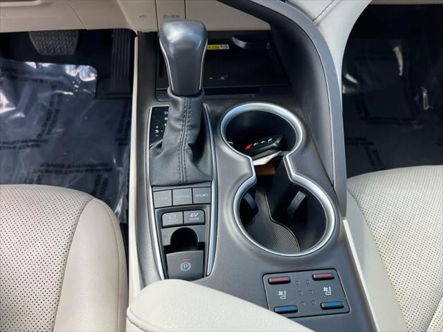 2024 Toyota Camry Hybrid XLE