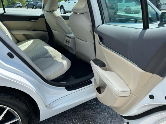 2024 Toyota Camry Hybrid XLE