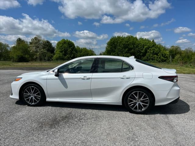 2024 Toyota Camry Hybrid XLE