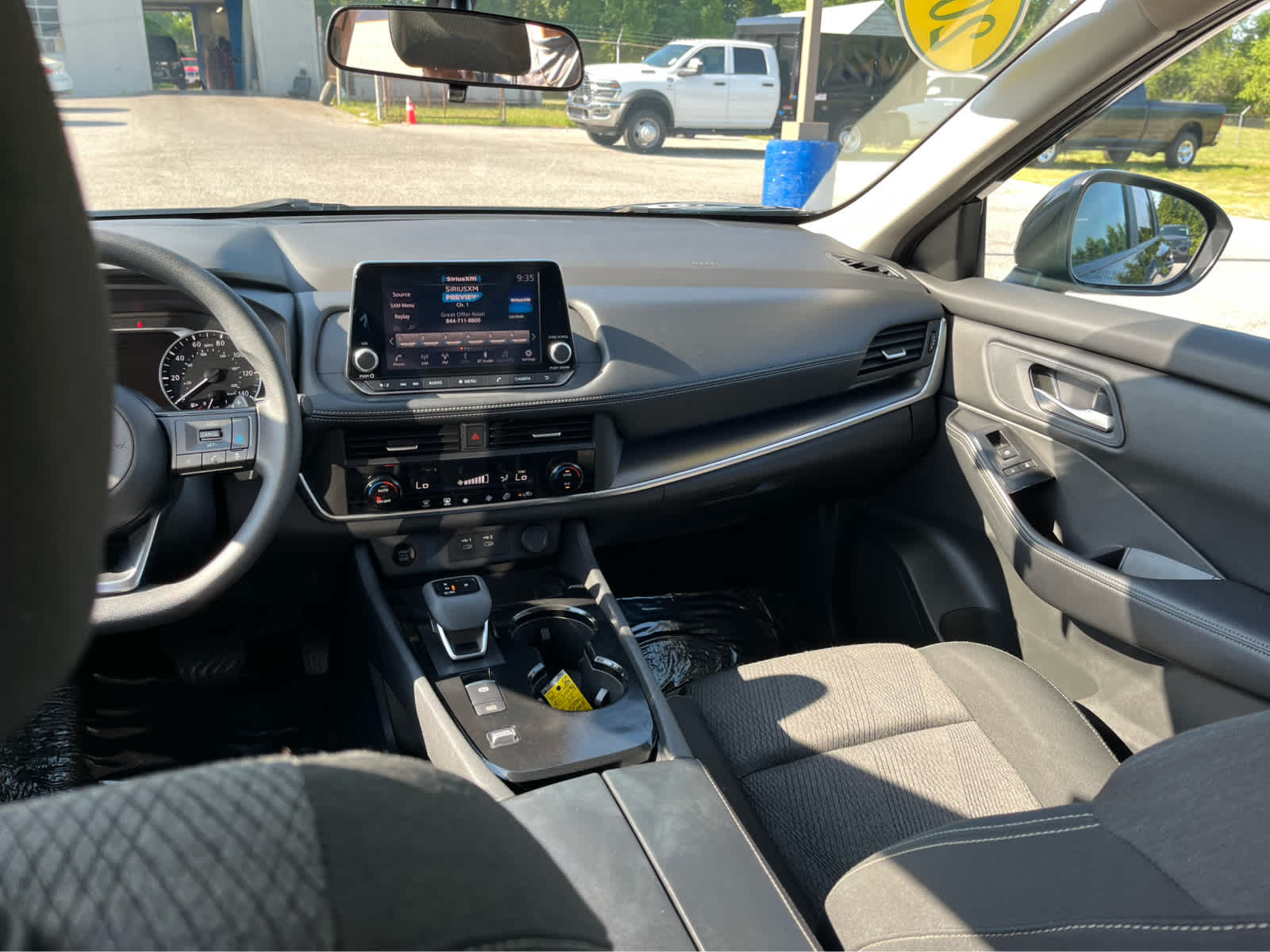 2024 Nissan Rogue SV FWD