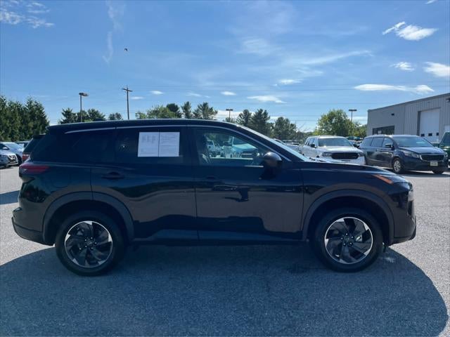 2024 Nissan Rogue SV FWD