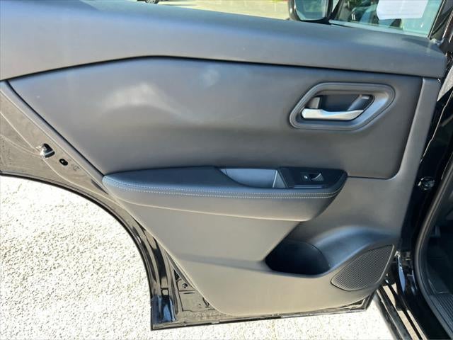 2024 Nissan Rogue SV FWD