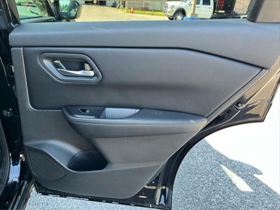 2024 Nissan Rogue SV FWD