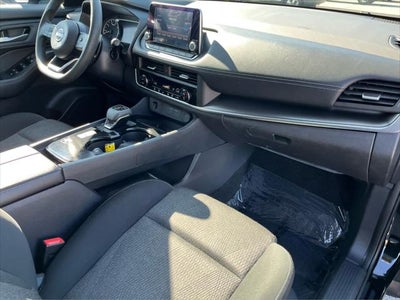 2024 Nissan Rogue SV FWD