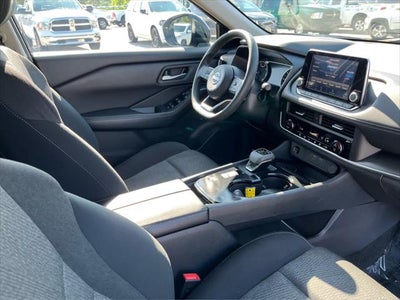 2024 Nissan Rogue SV FWD