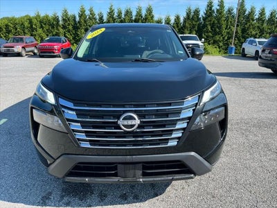 2024 Nissan Rogue SV FWD