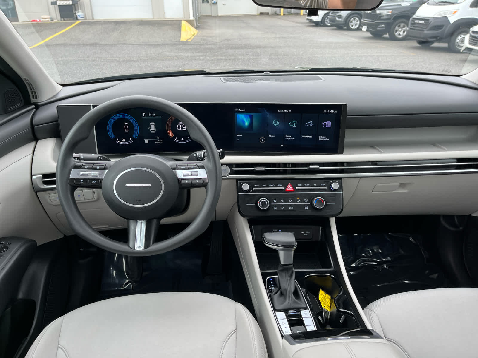 2025 Hyundai Tucson SE