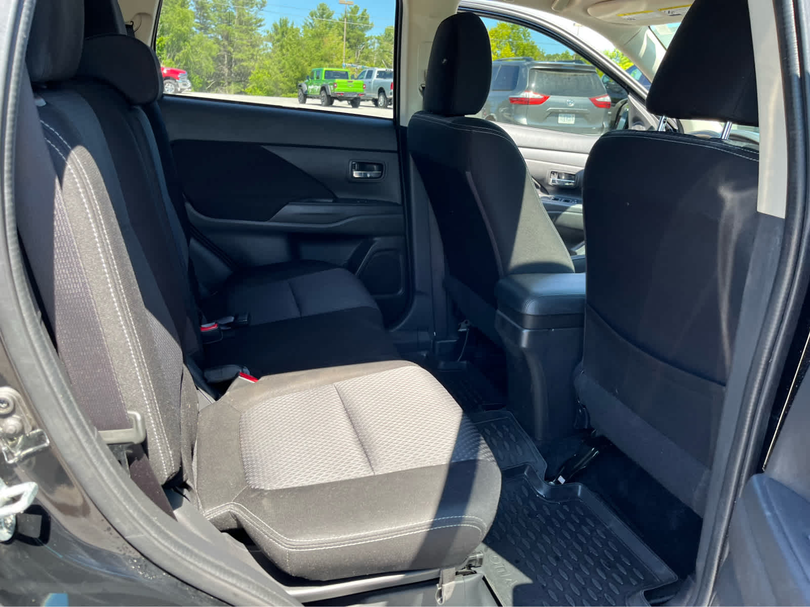 2017 Mitsubishi Outlander SE