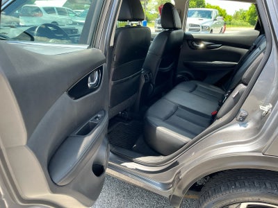 2022 Nissan Rogue Sport SL AWD Xtronic CVT