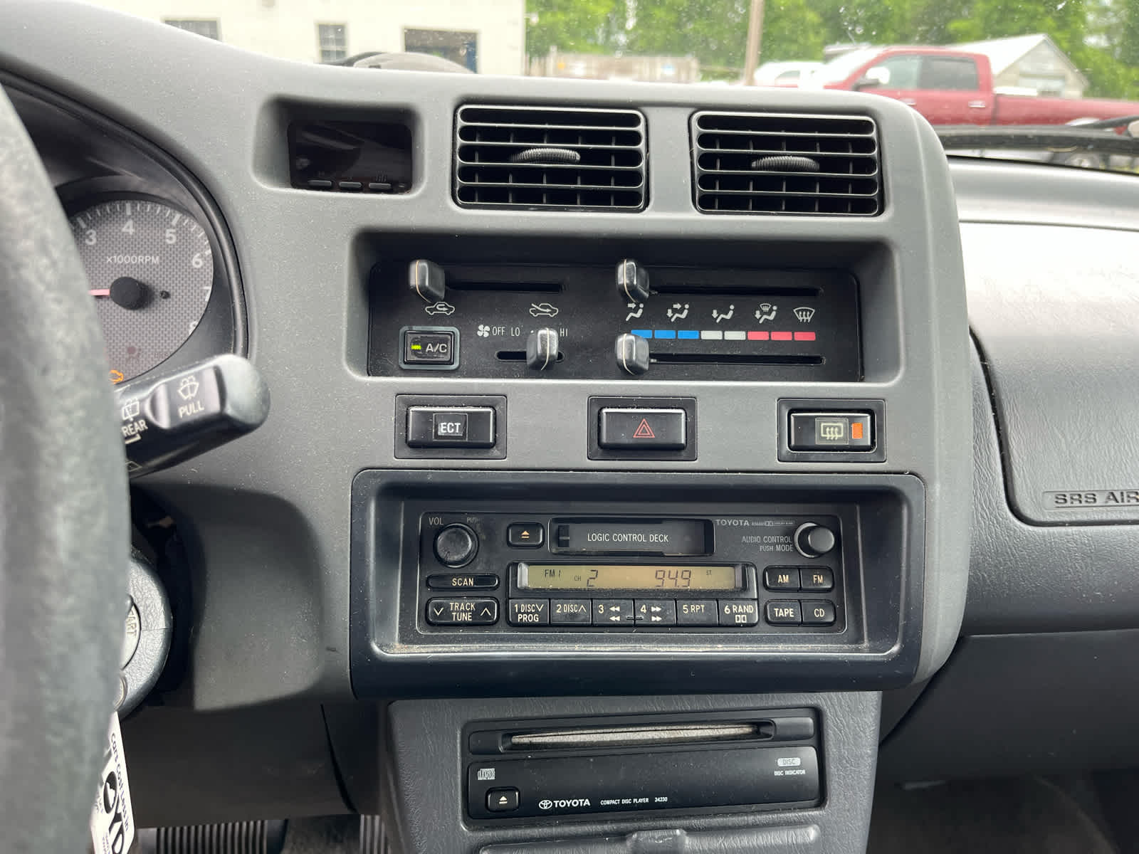 1999 Toyota RAV4 4dr Auto 4WD