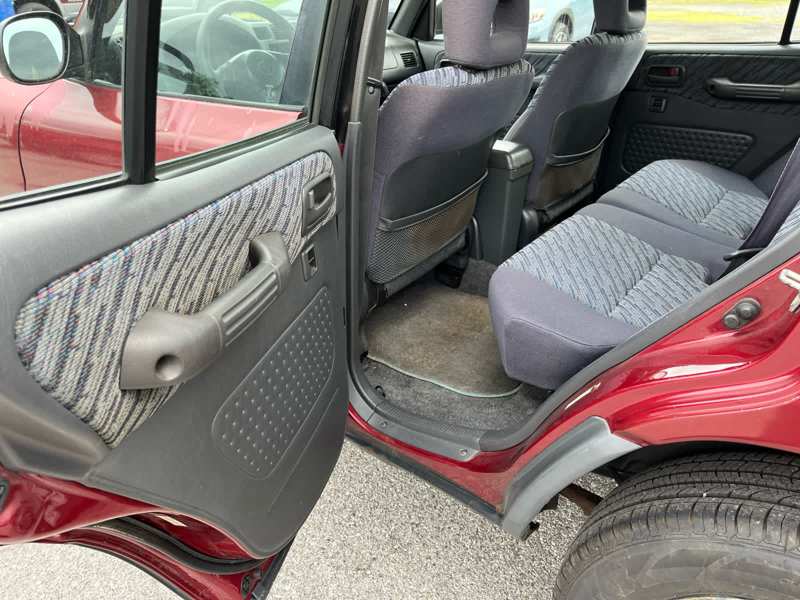 1999 Toyota RAV4 4dr Auto 4WD