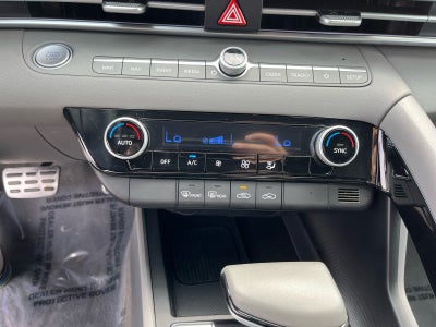 2025 Hyundai Elantra Hybrid SEL Sport