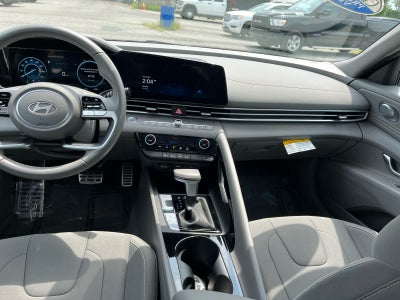 2025 Hyundai Elantra Hybrid SEL Sport