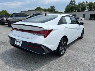 2025 Hyundai Elantra Hybrid SEL Sport