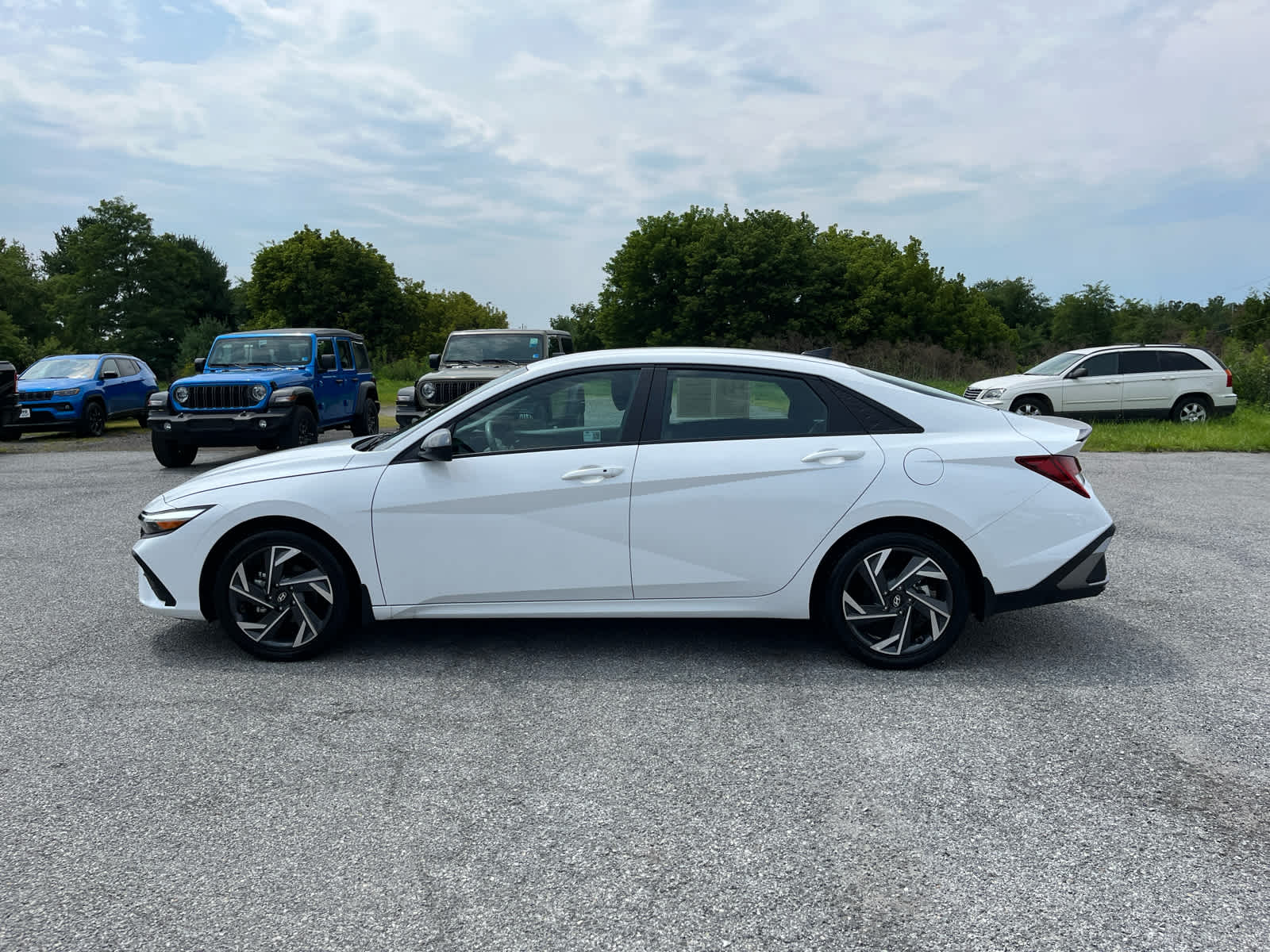 2025 Hyundai Elantra Hybrid SEL Sport
