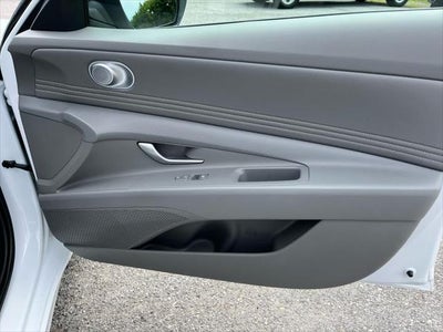 2025 Hyundai Elantra Hybrid SEL Sport