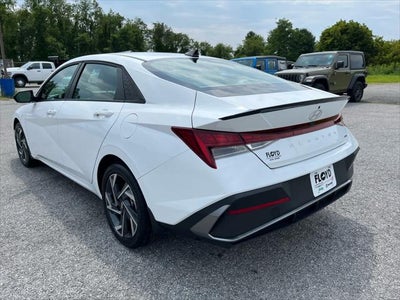 2025 Hyundai Elantra Hybrid SEL Sport