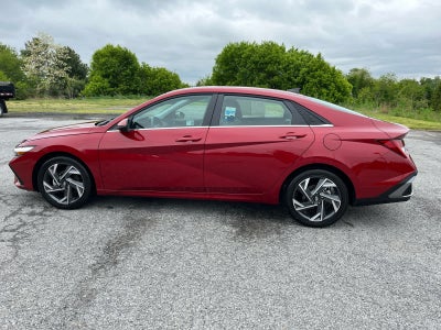 2025 Hyundai Elantra Limited