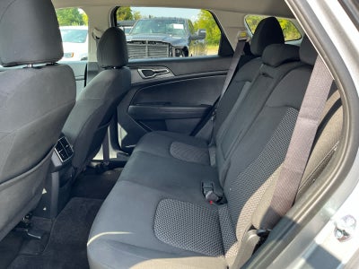 2025 Kia Sportage Hybrid LX