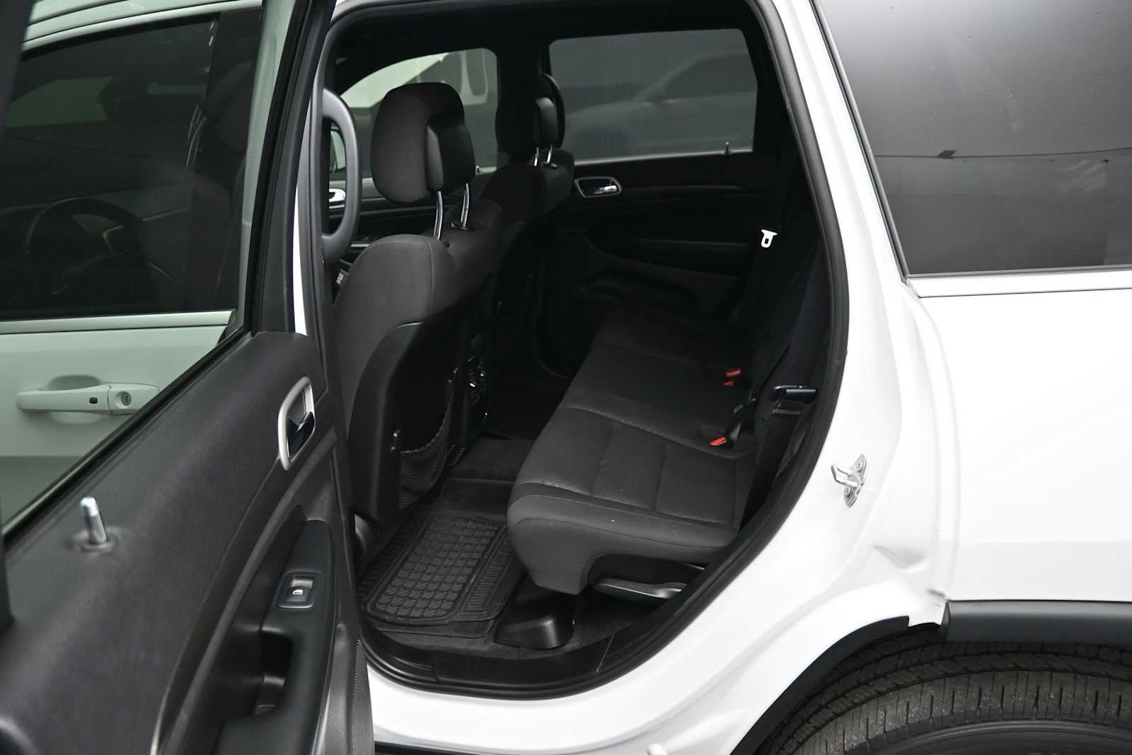 2018 Jeep Grand Cherokee Laredo E