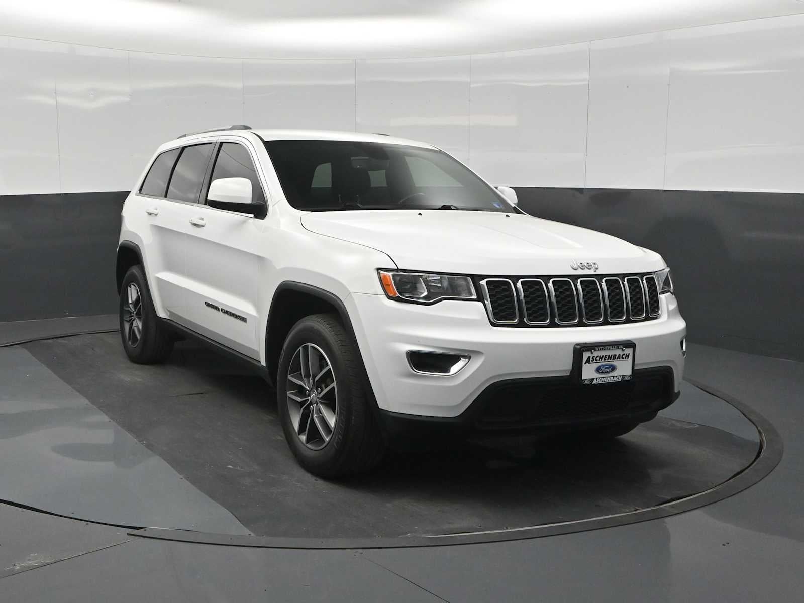2018 Jeep Grand Cherokee Laredo E