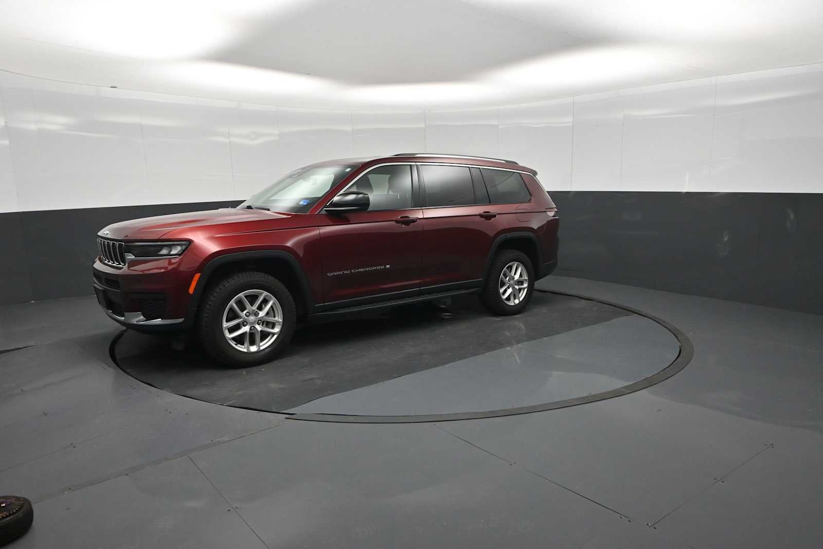 2022 Jeep Grand Cherokee L Laredo