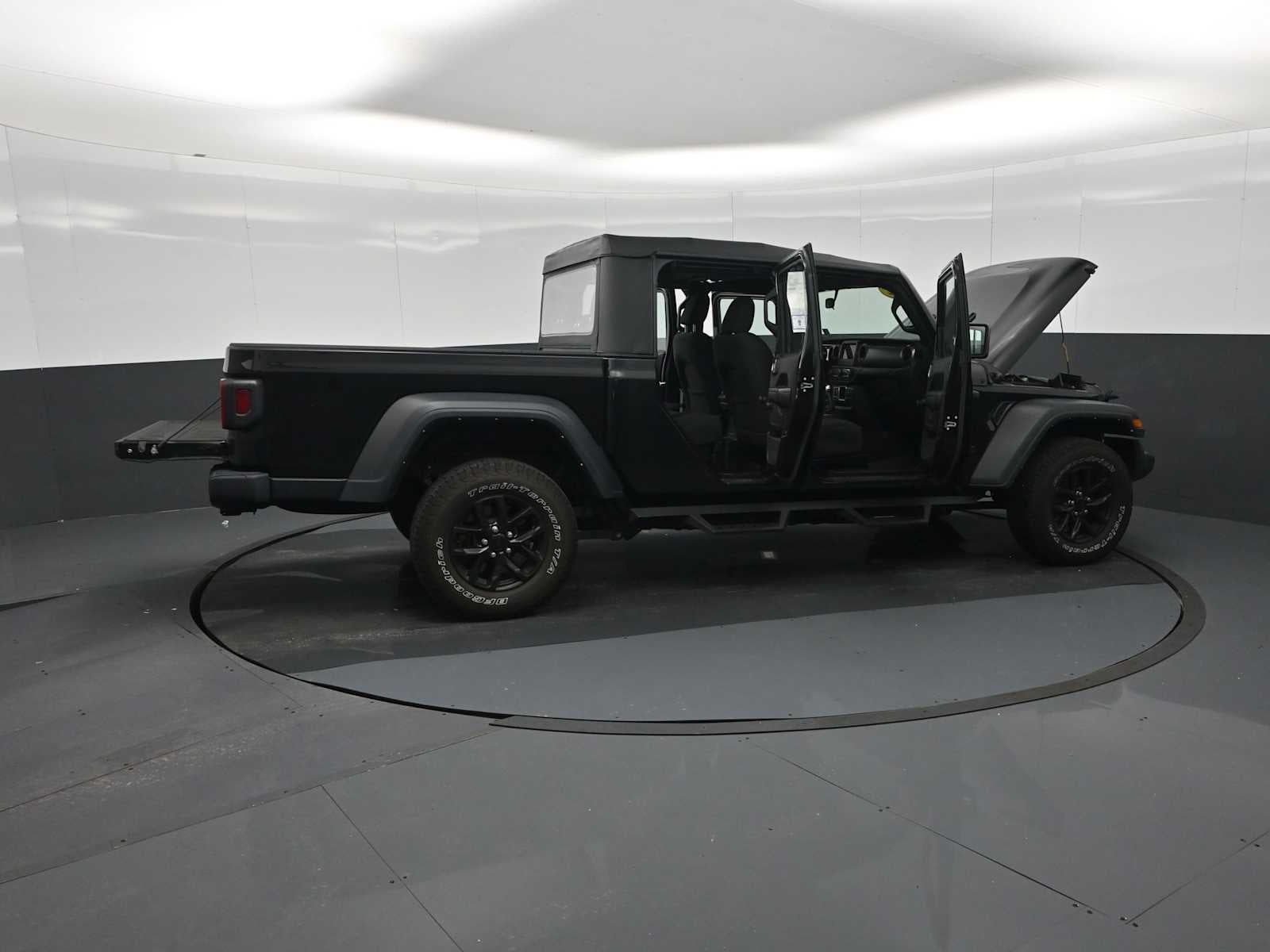 2022 Jeep Gladiator Sport