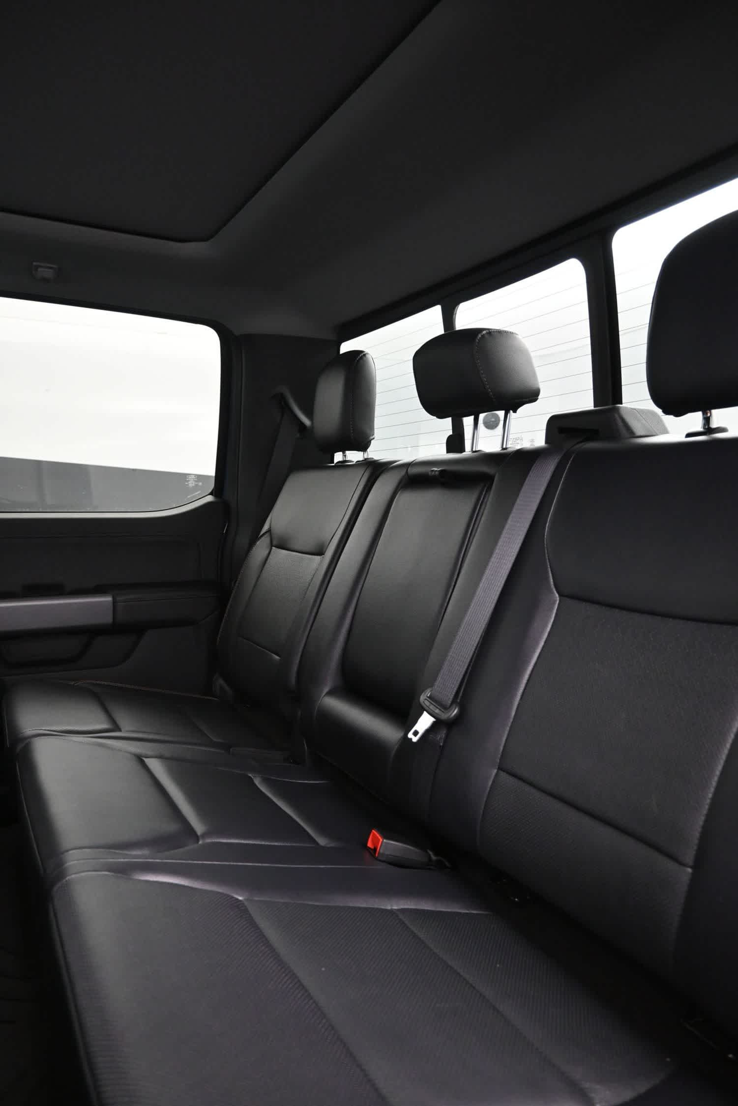 2023 Ford Super Duty F-250 Pickup LARIAT