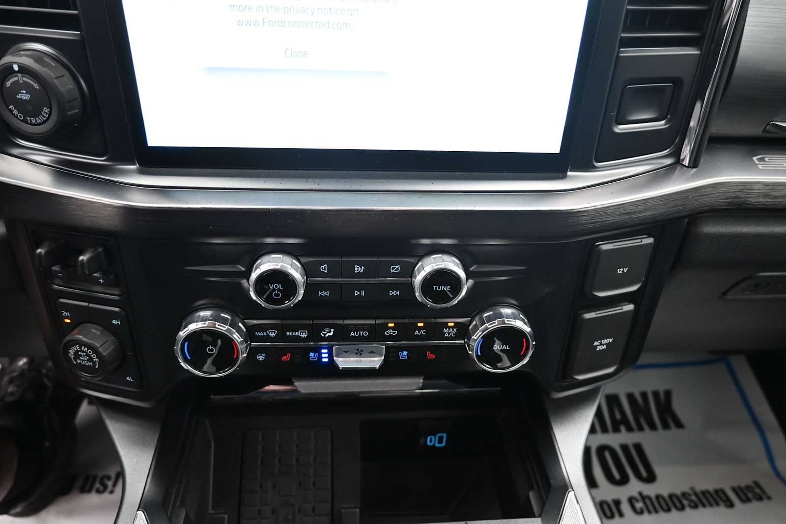 2023 Ford Super Duty F-250 Pickup LARIAT