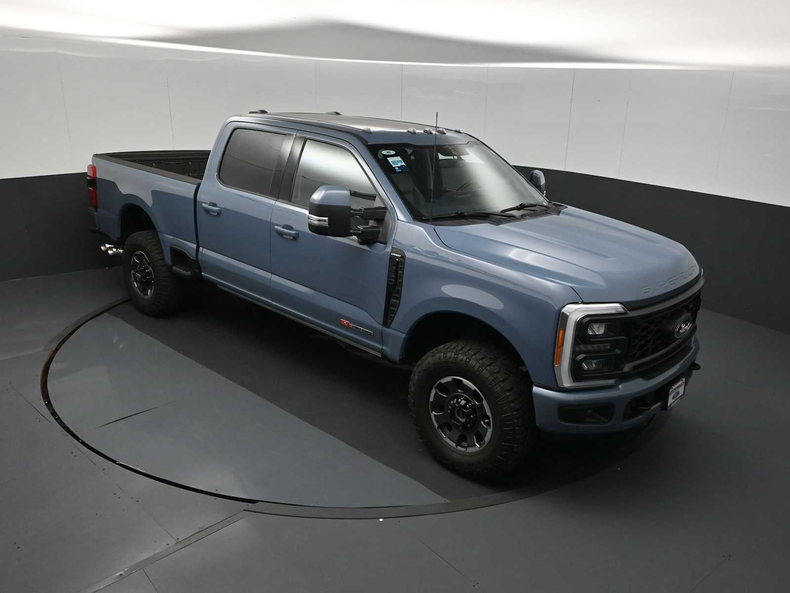 2023 Ford Super Duty F-250 Pickup LARIAT