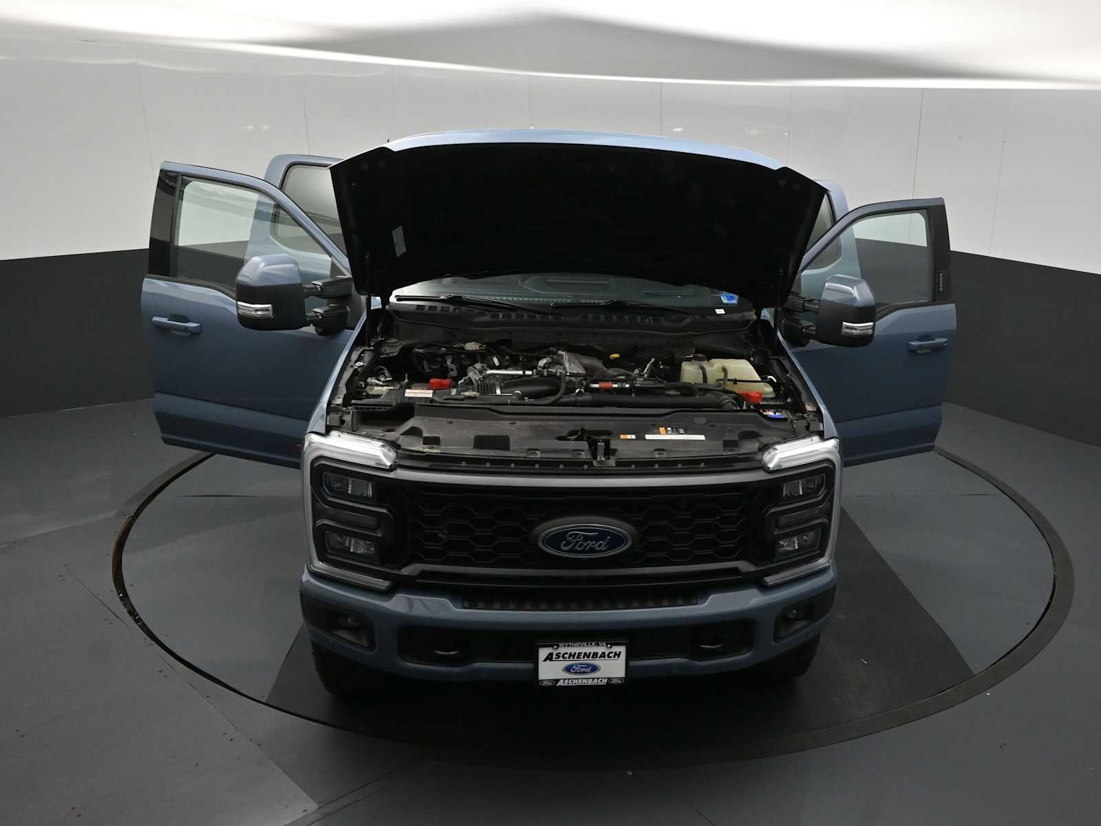 2023 Ford Super Duty F-250 Pickup LARIAT