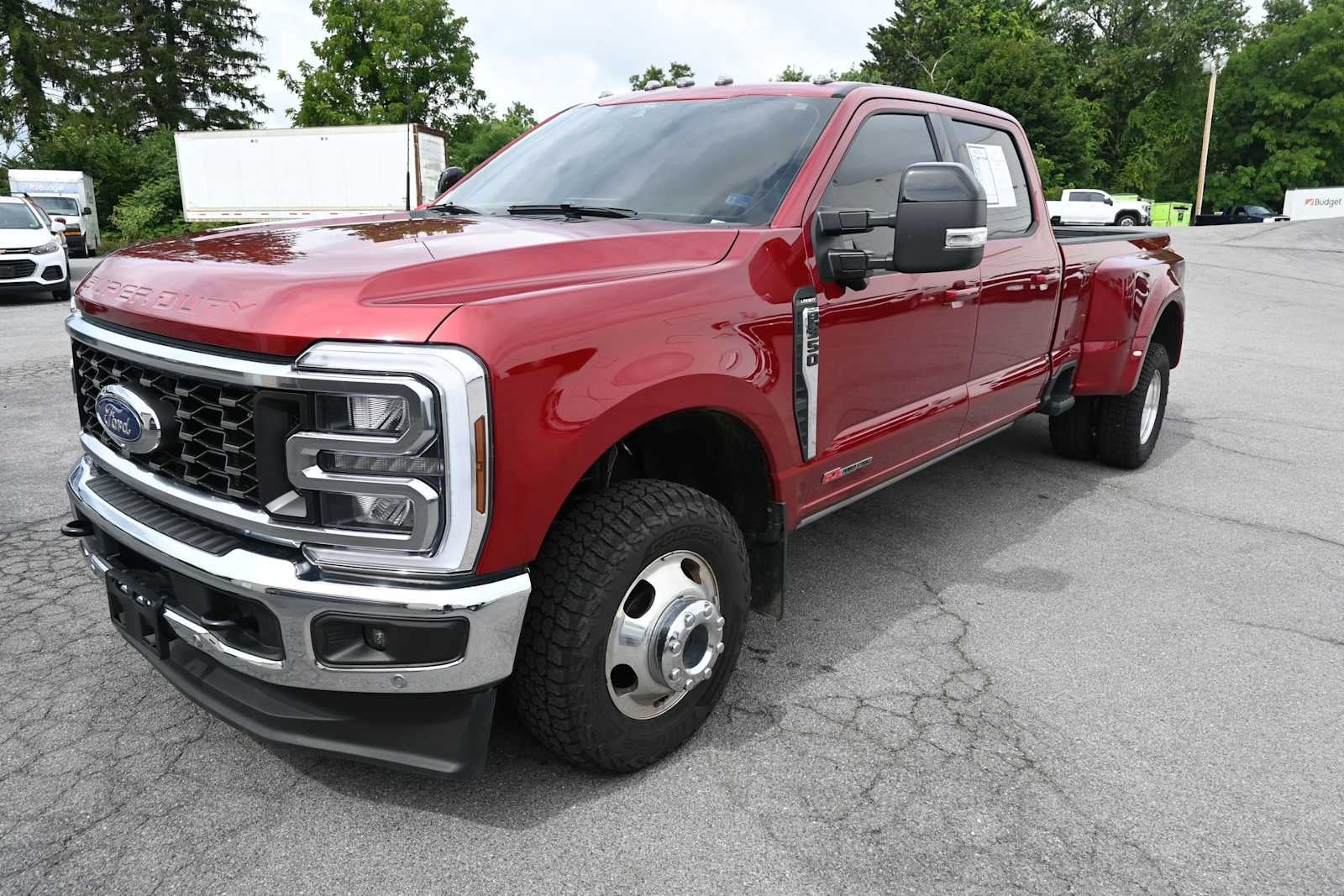 2025 Ford Super Duty F-350 DRW Pickup LARIAT