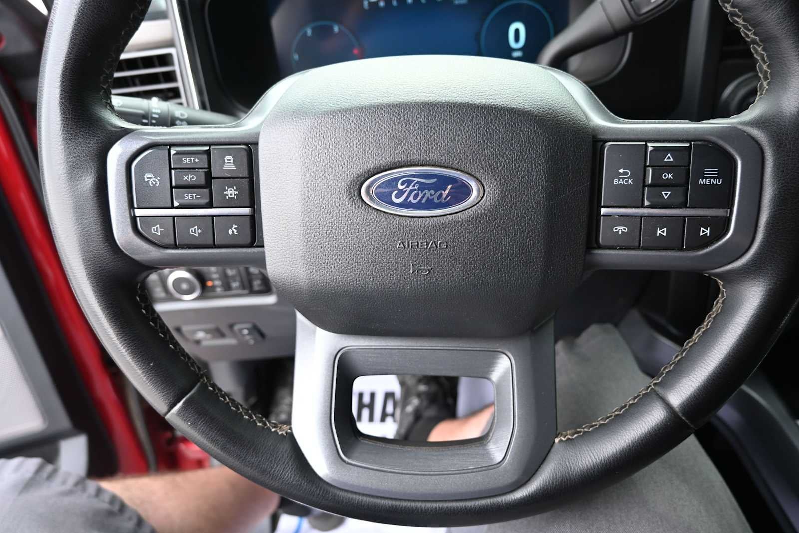 2025 Ford Super Duty F-350 DRW Pickup LARIAT