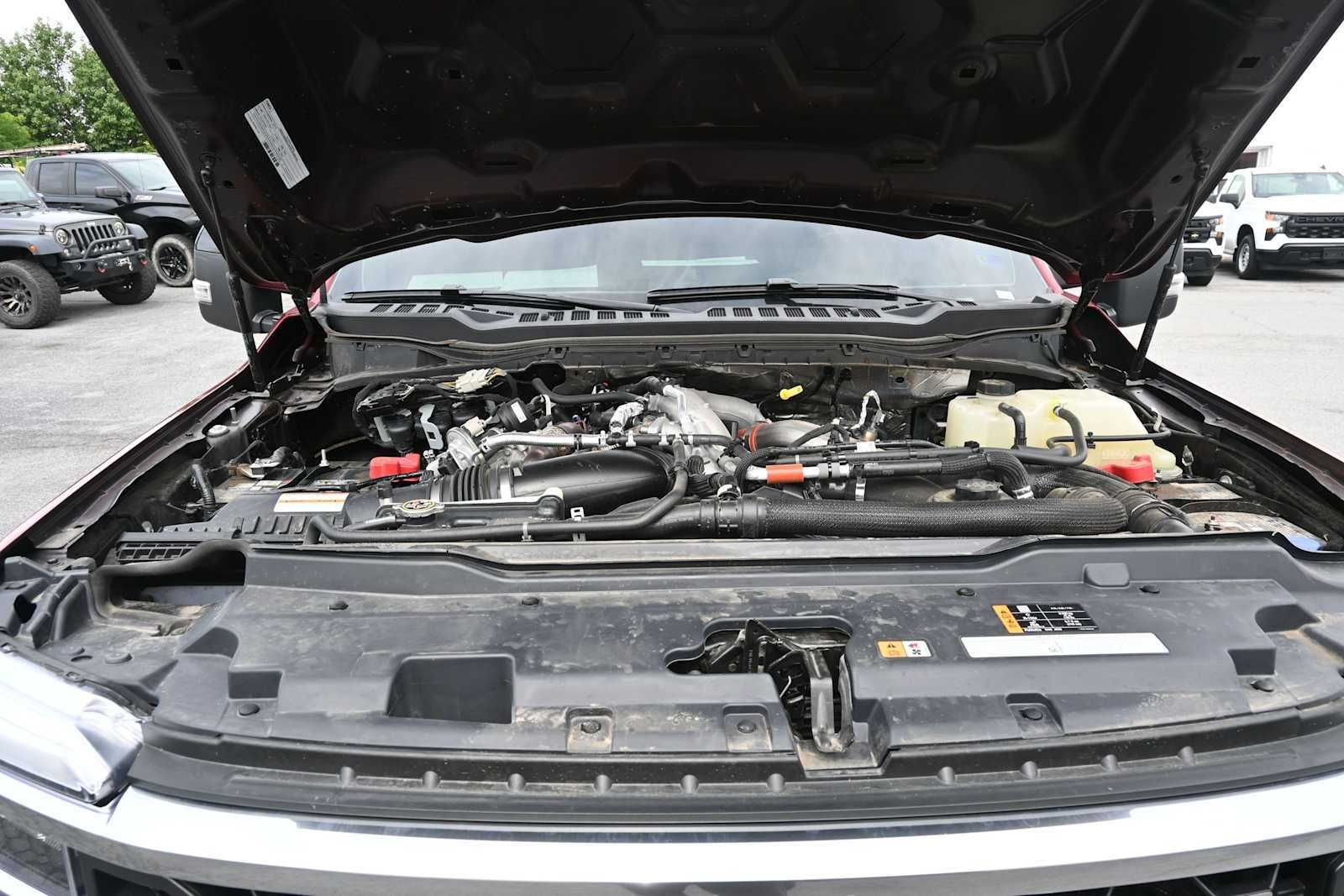 2025 Ford Super Duty F-350 DRW Pickup LARIAT