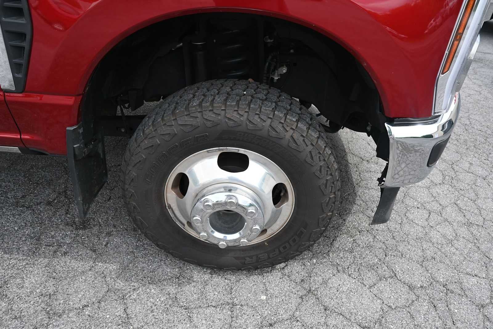 2025 Ford Super Duty F-350 DRW Pickup LARIAT