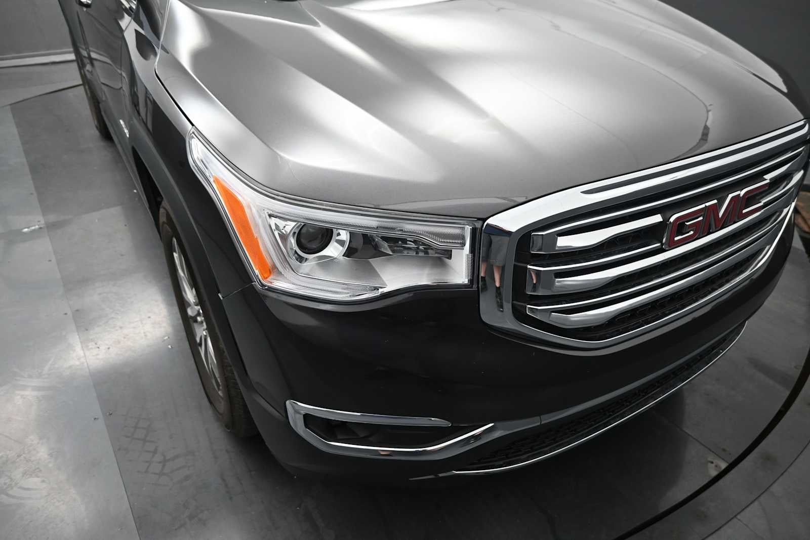 2017 GMC Acadia SLE