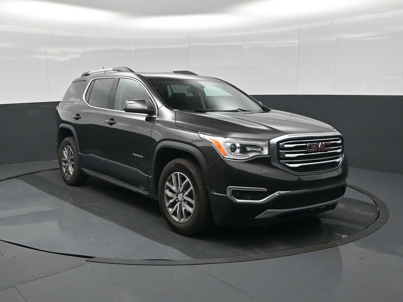 2017 GMC Acadia SLE