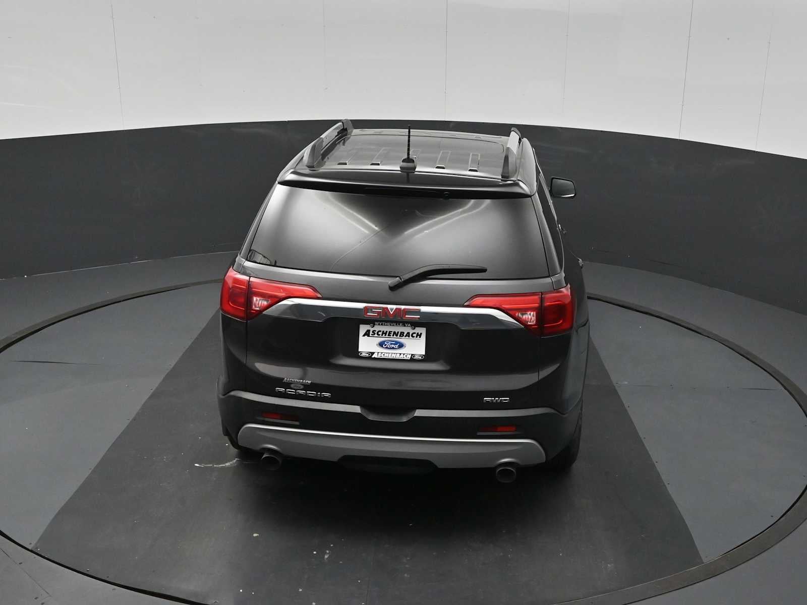 2017 GMC Acadia SLE