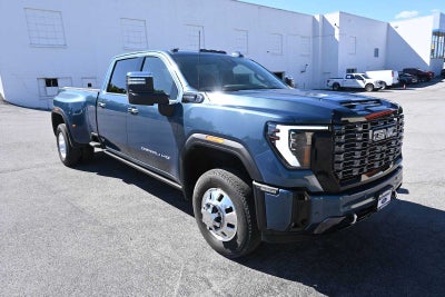 2025 GMC Sierra 3500HD Denali Ultimate