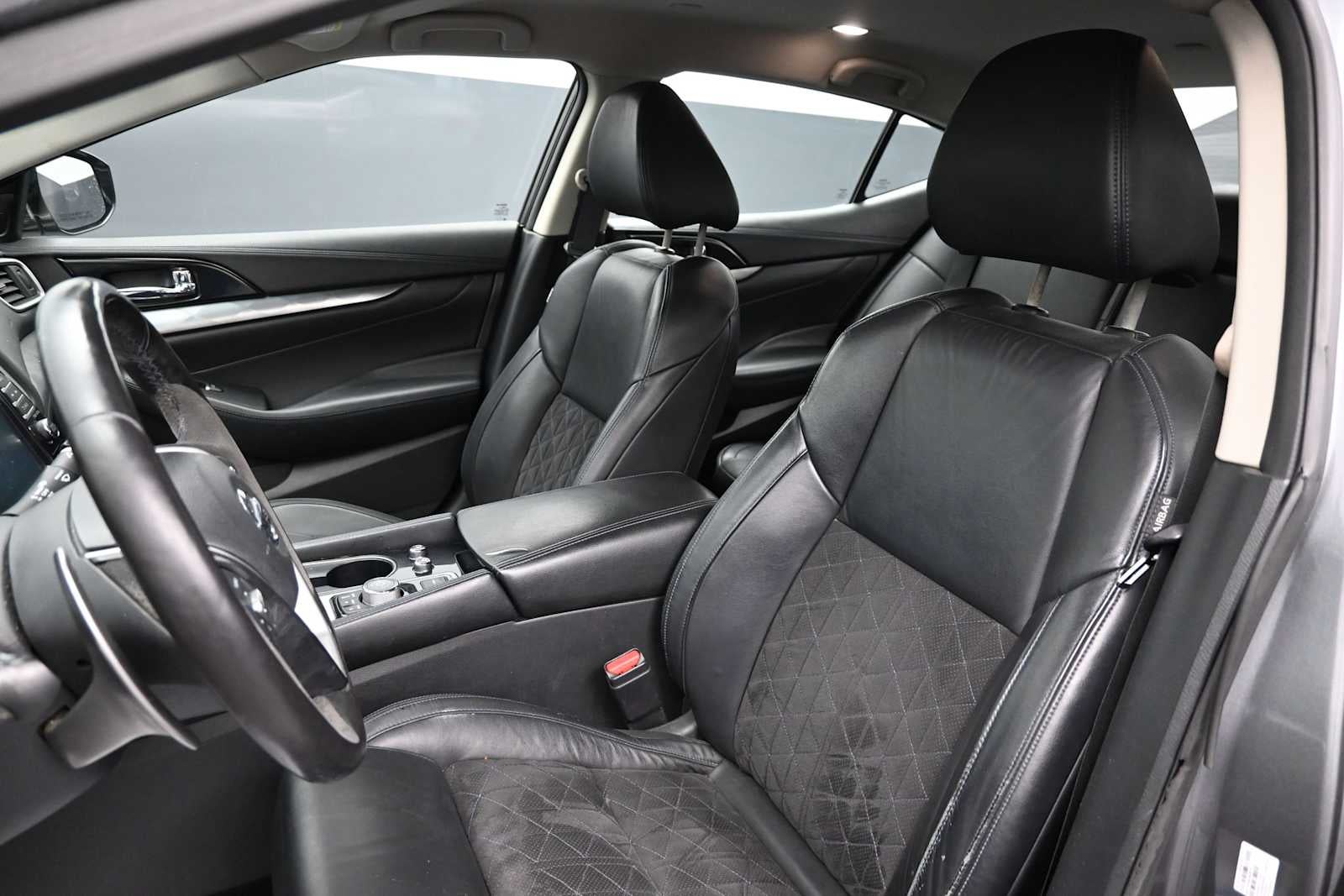 2018 Nissan Maxima SR