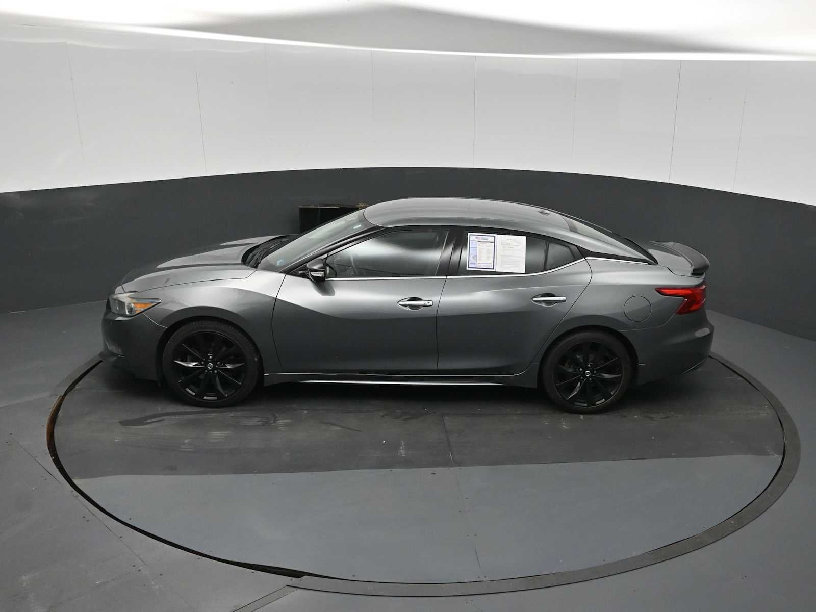 2018 Nissan Maxima SR